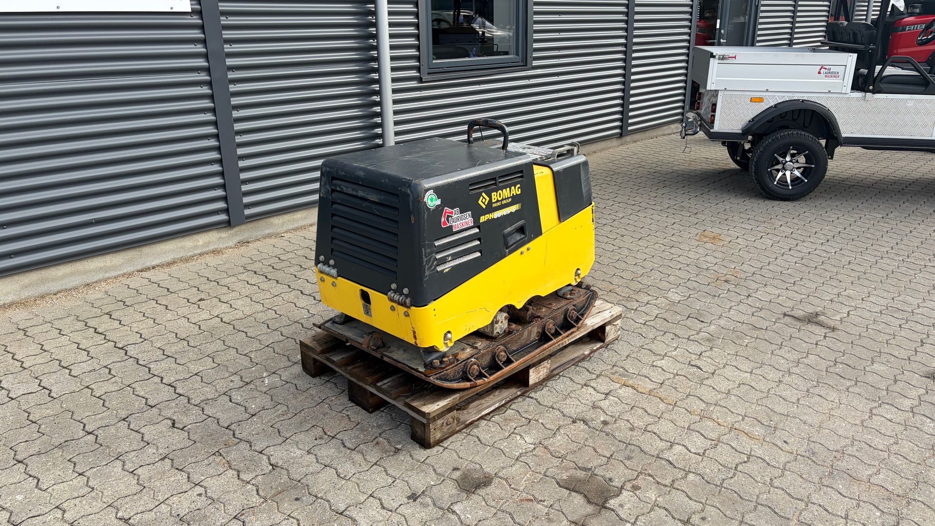 Bomag BPH 80/65 S Super stærk og fjernbetjent pladevibrator