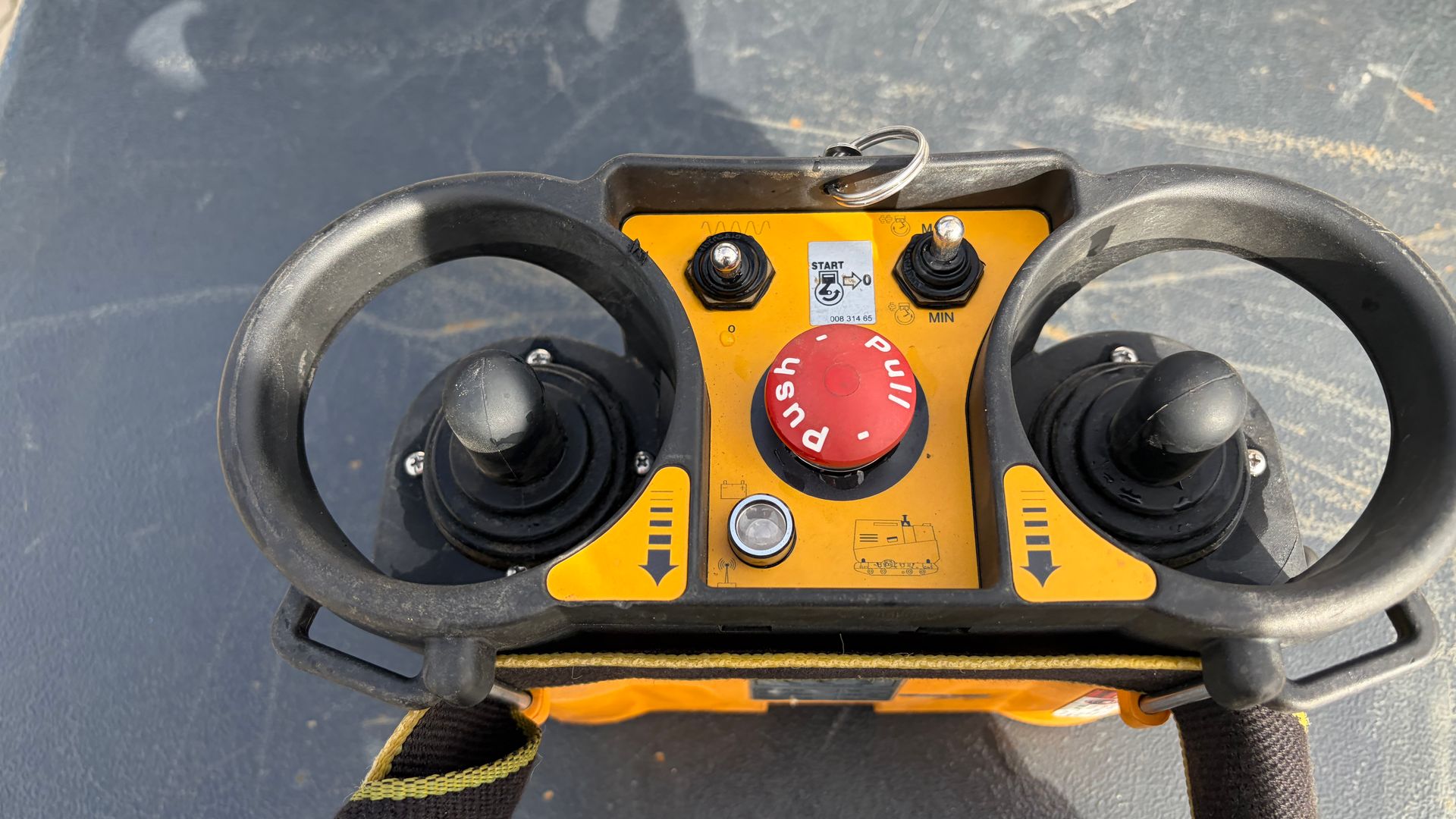Bomag BPH 80/65 S Super stærk og fjernbetjent pladevibrator