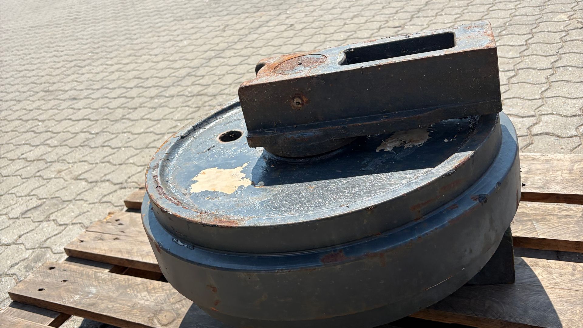 - - - Nyt Ledehjul til bælteundervogn - diameter ca. 520mm