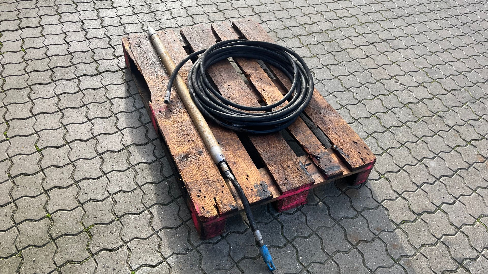 Grundomat 55mm jordraket med skydeslange