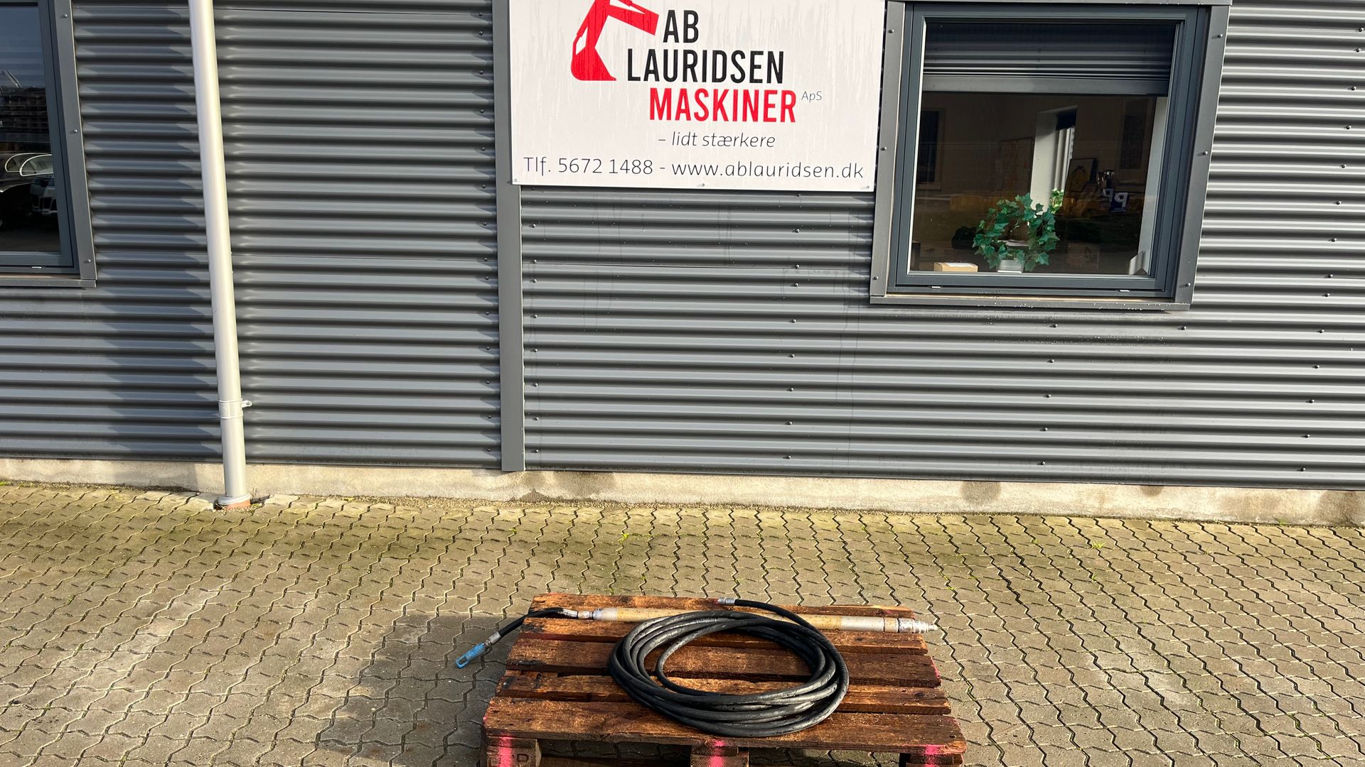 Grundomat 55mm jordraket med skydeslange