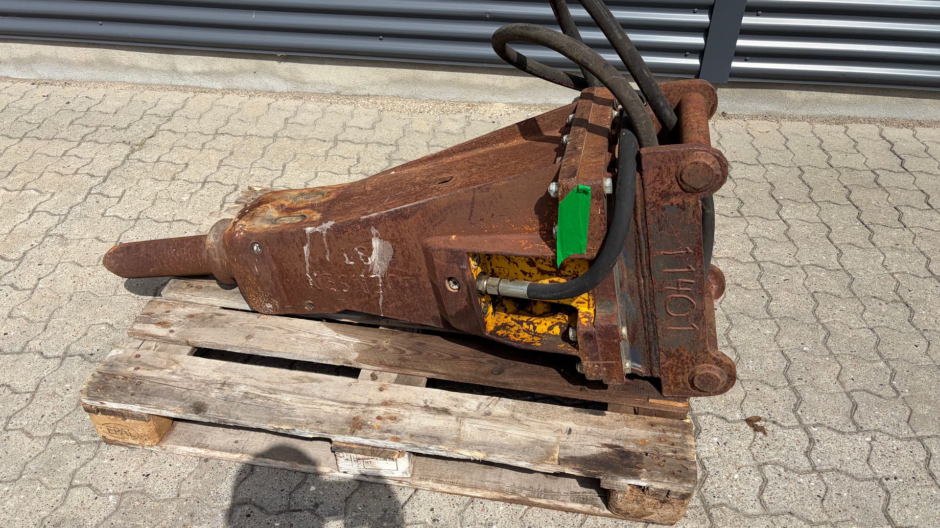 - - - - - - Hydraulisk 8t oliehammer med S50-skifte (Nedbrydningshammer)