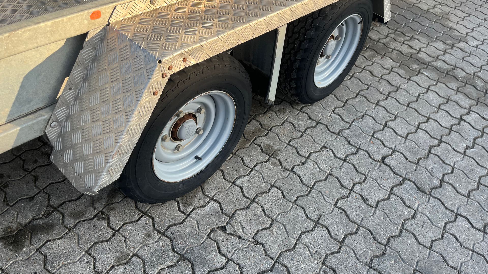 Ifor Williams gp126 3500kg maskintrailer med lang/høj læsserampe