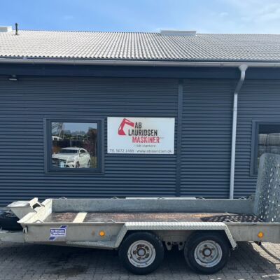 Ifor Williams GH 126 Maskintrailer