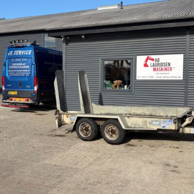 Ifor Williams GH1054BT Stærk og pålidelig Ifor Williams GH1054BT maskintrailer fra årgang 2014 sælges