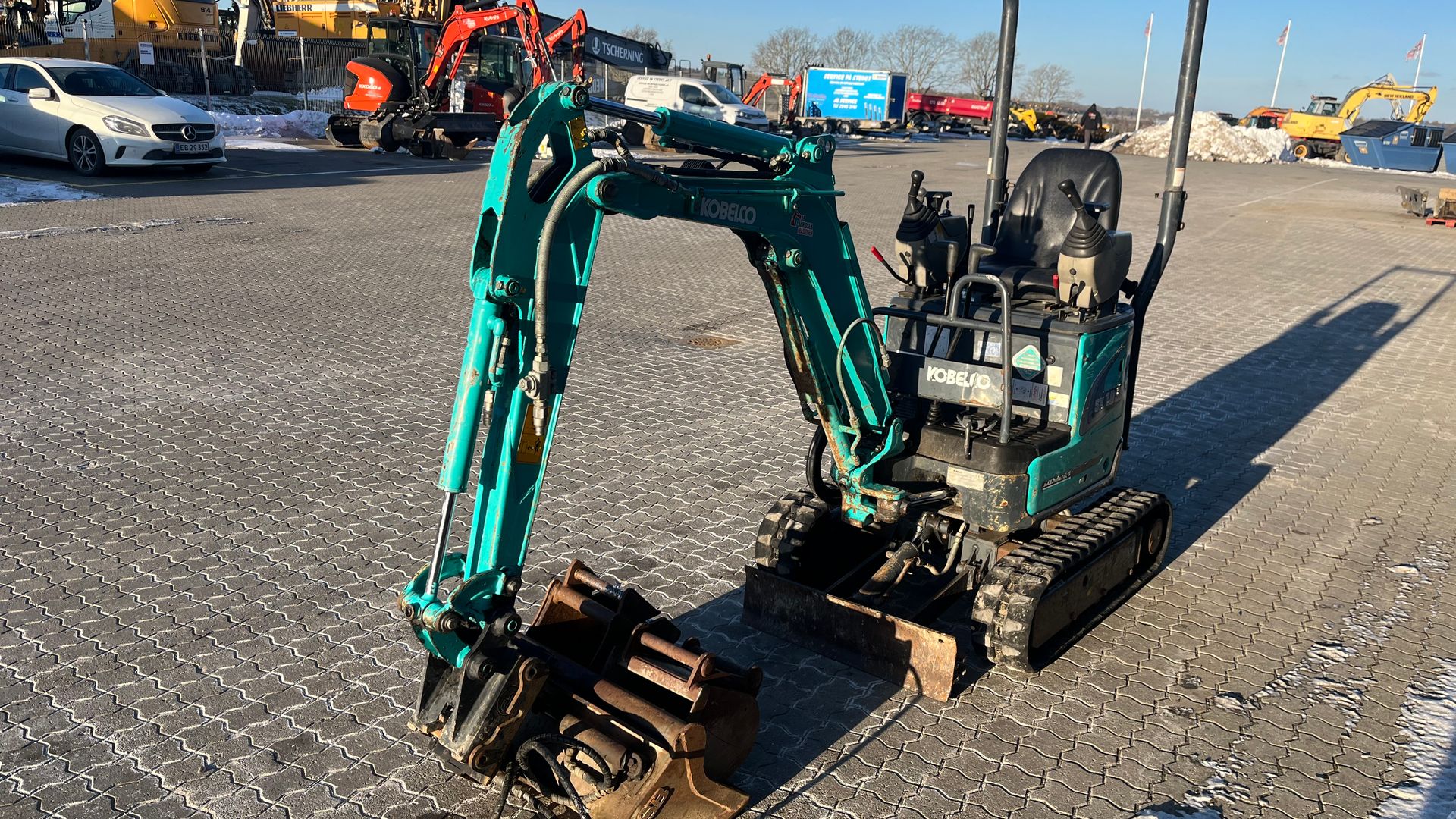 Kobelco SK10SR 3 skovle