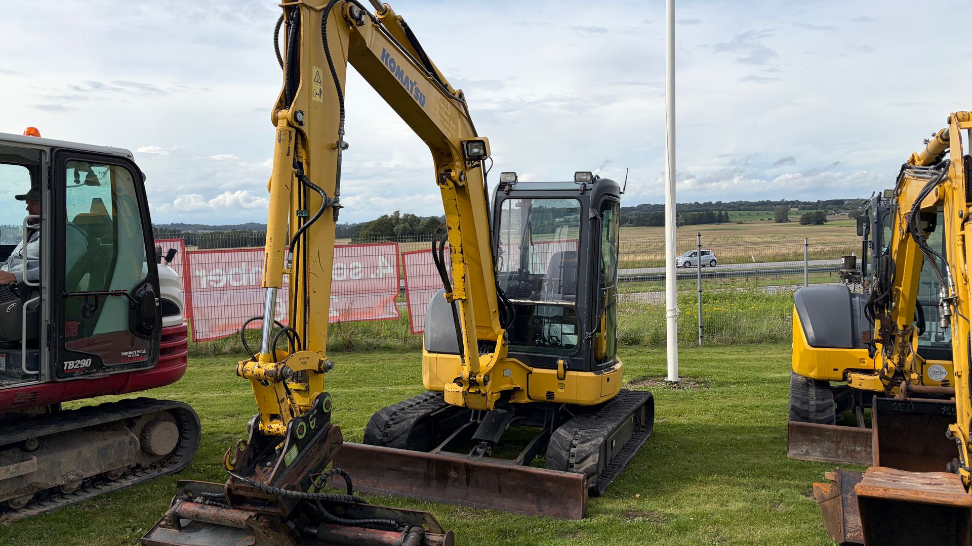 Komatsu PC55MR-3 Velholdt Komatsu PC55MR-3 (2012) - Ebco skifte