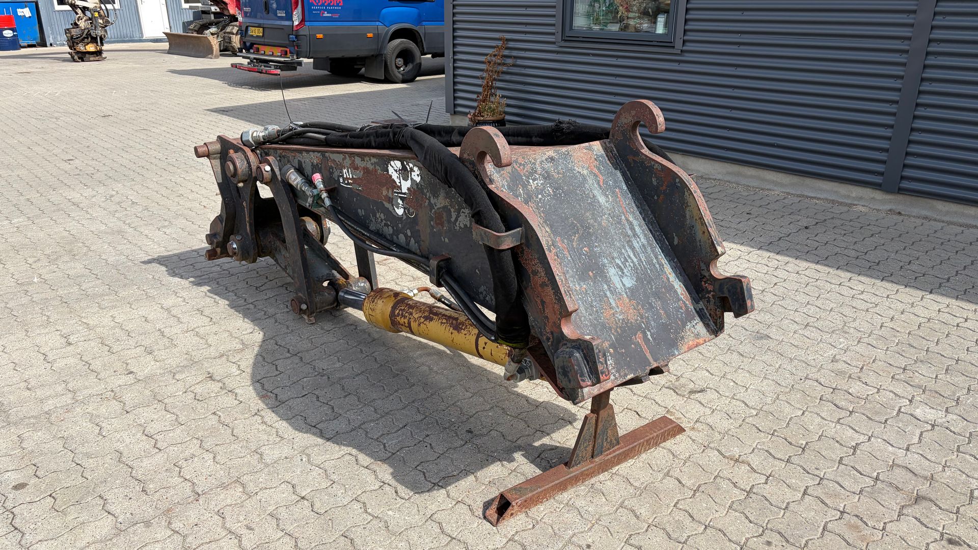 - - - Kraftig hydraulisk forlængerarm / Rævearm - CW40 til CW40