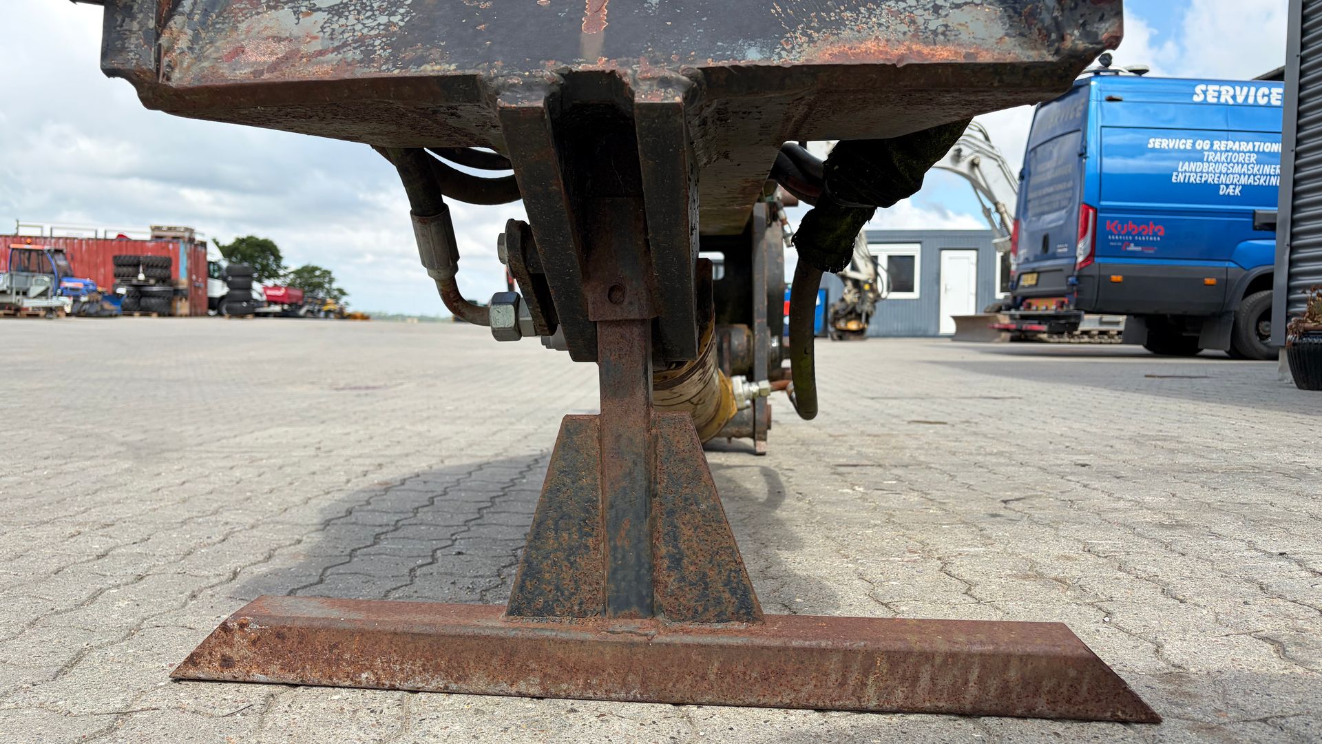 - - - Kraftig hydraulisk forlængerarm / Rævearm - CW40 til CW40