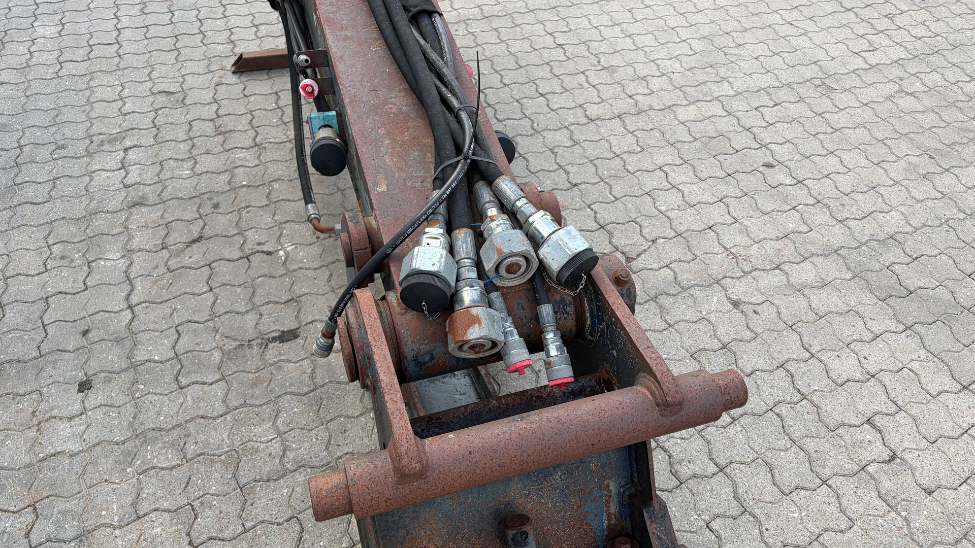 - - - Kraftig hydraulisk forlængerarm / Rævearm - CW40 til CW40