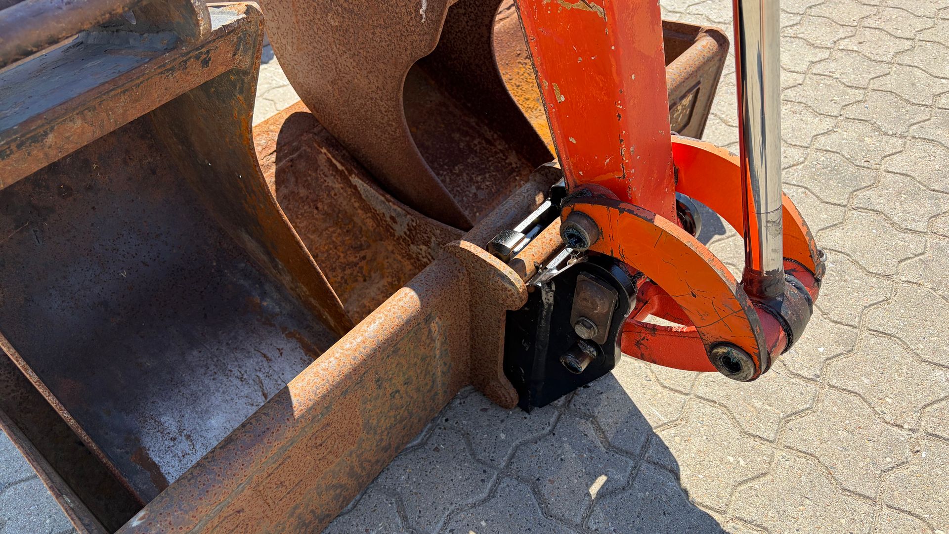 Kubota U10-3 3 skovle - S30-150 skifte