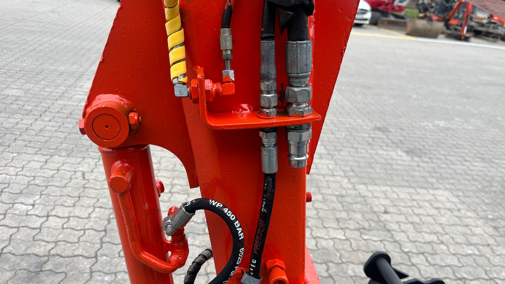 Kubota U10 EL Elektrisk minigraver med udskudsarm