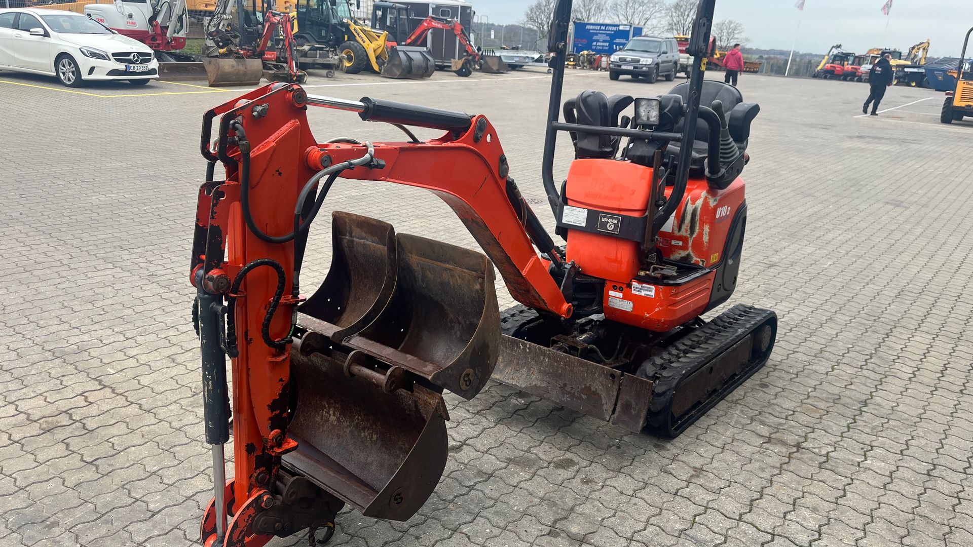 Kubota U10-3 SL Monteret med Udskudsarm