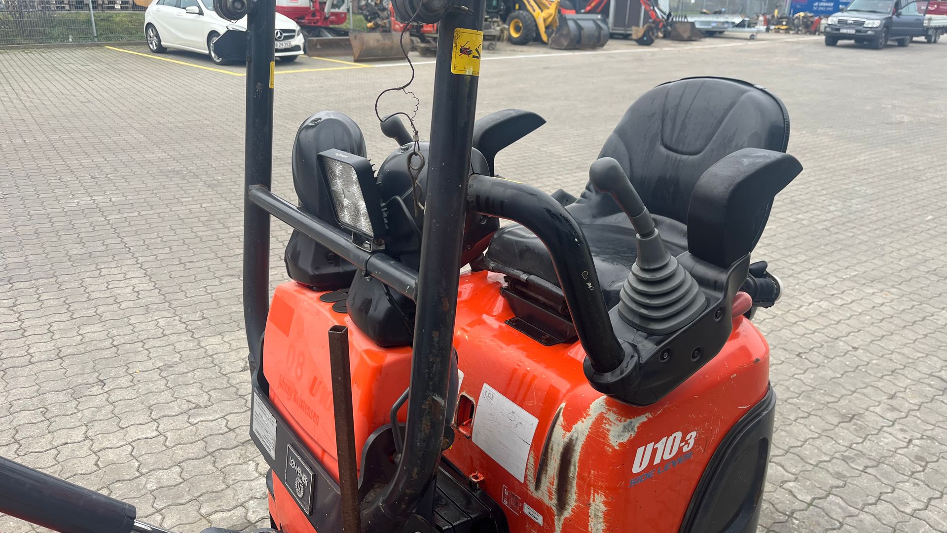 Kubota U10-3 SL Monteret med Udskudsarm