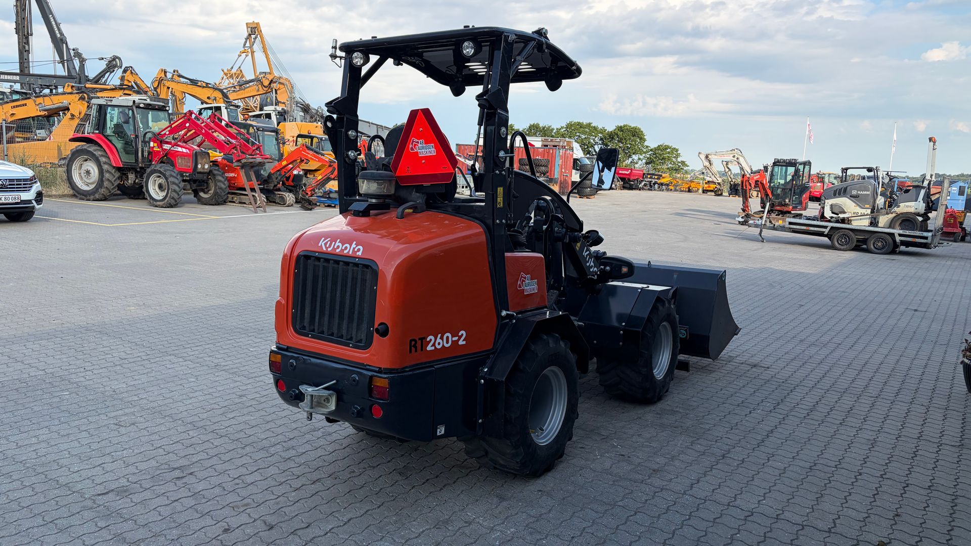 Kubota RT260-2 skovl og pallegafler