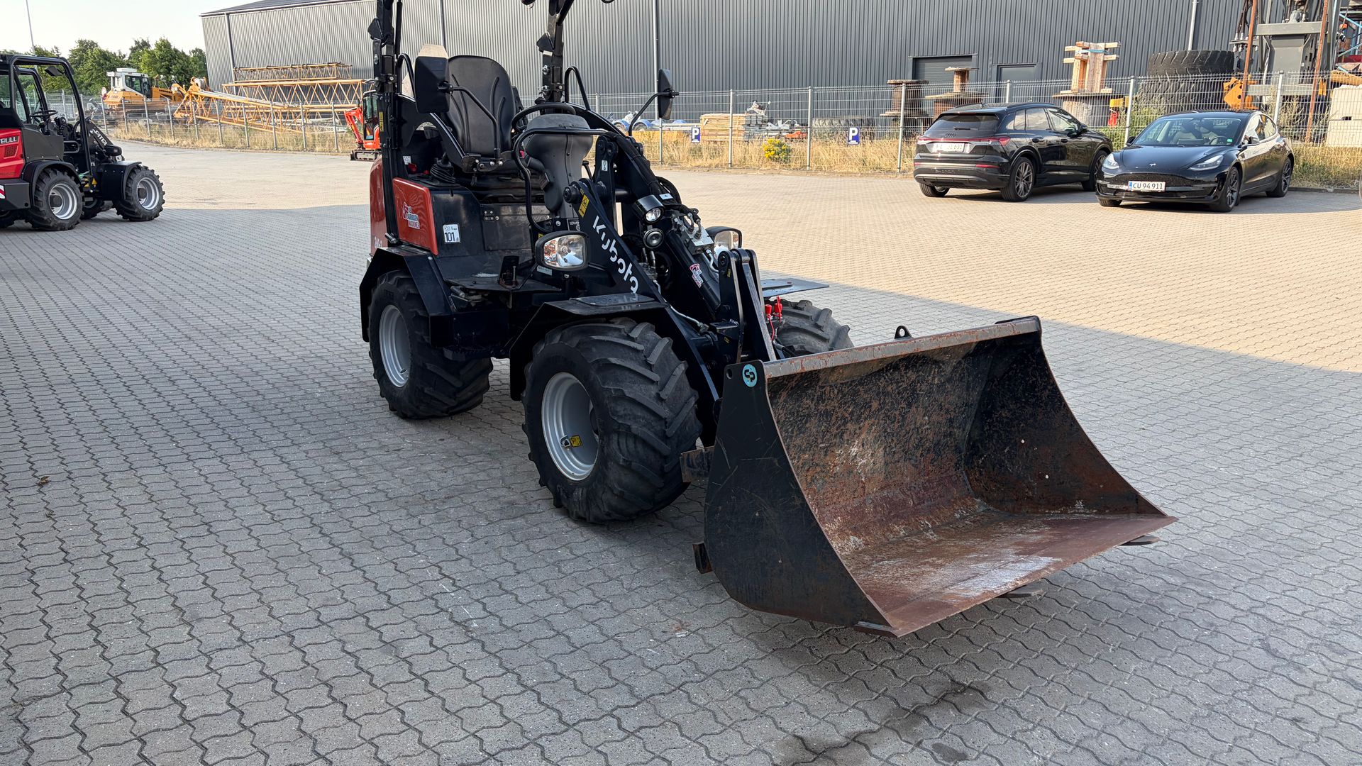 Kubota RT260-2 skovl og pallegafler