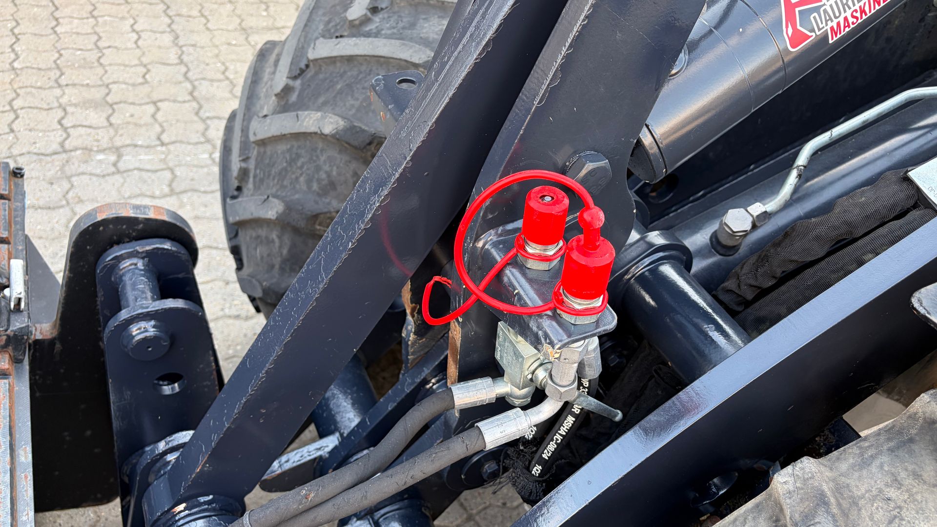 Kubota RT260-2 skovl og pallegafler
