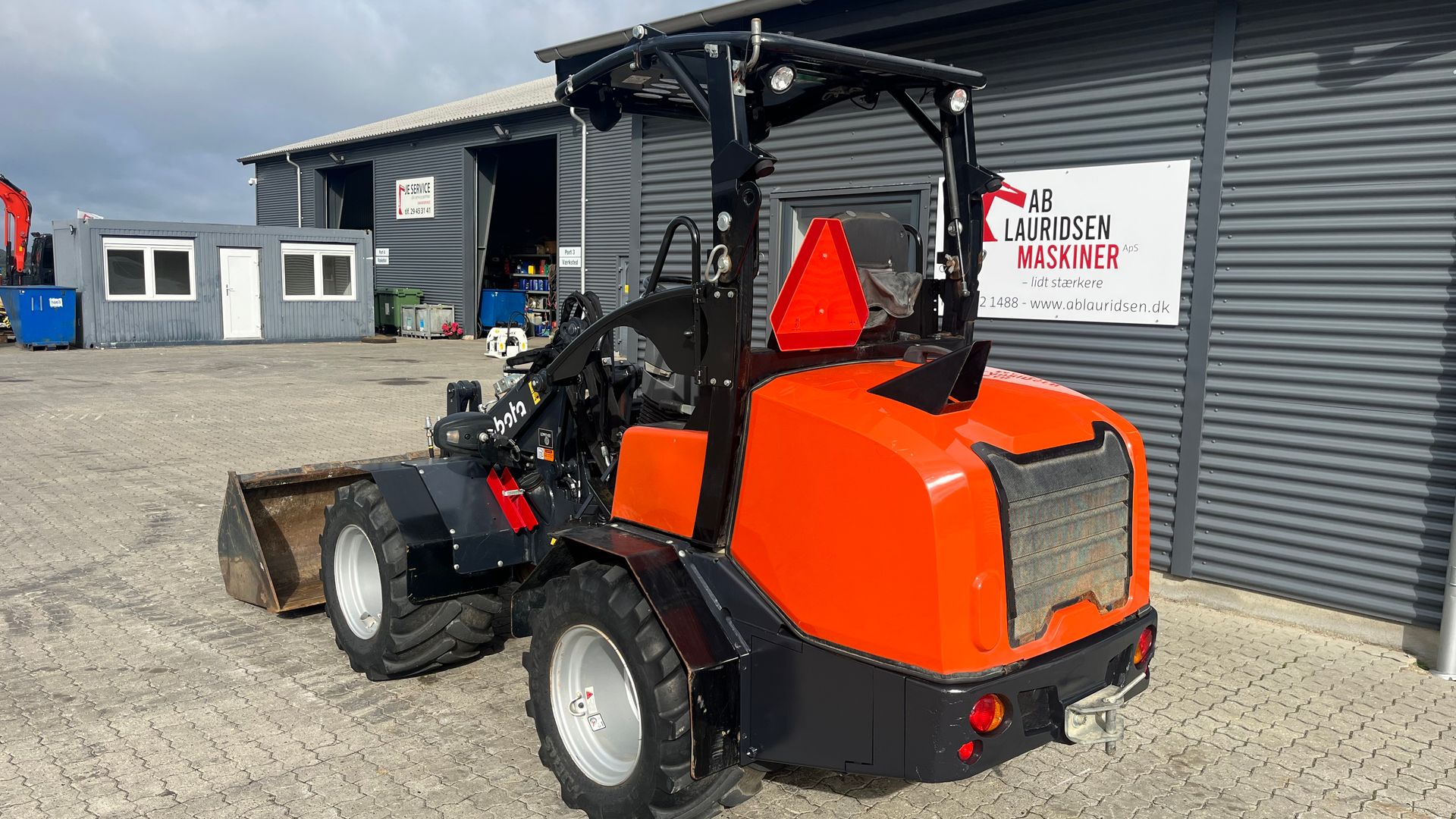 Kubota RT280-2 Skovl og gafler