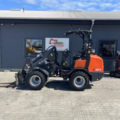 Kubota RT250 Skovl Og Gafler Kun Kørt 540t