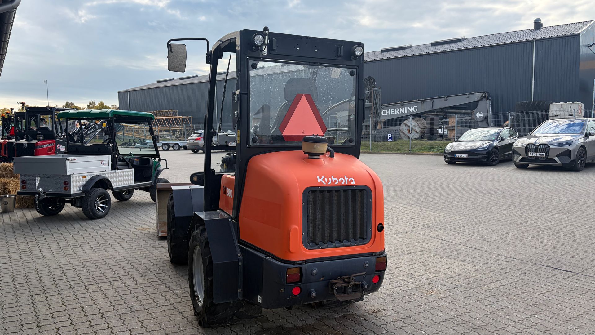 Kubota RT280 Velholdt minilæsser på brede dæk - årgang 2017 (2.014 timer)