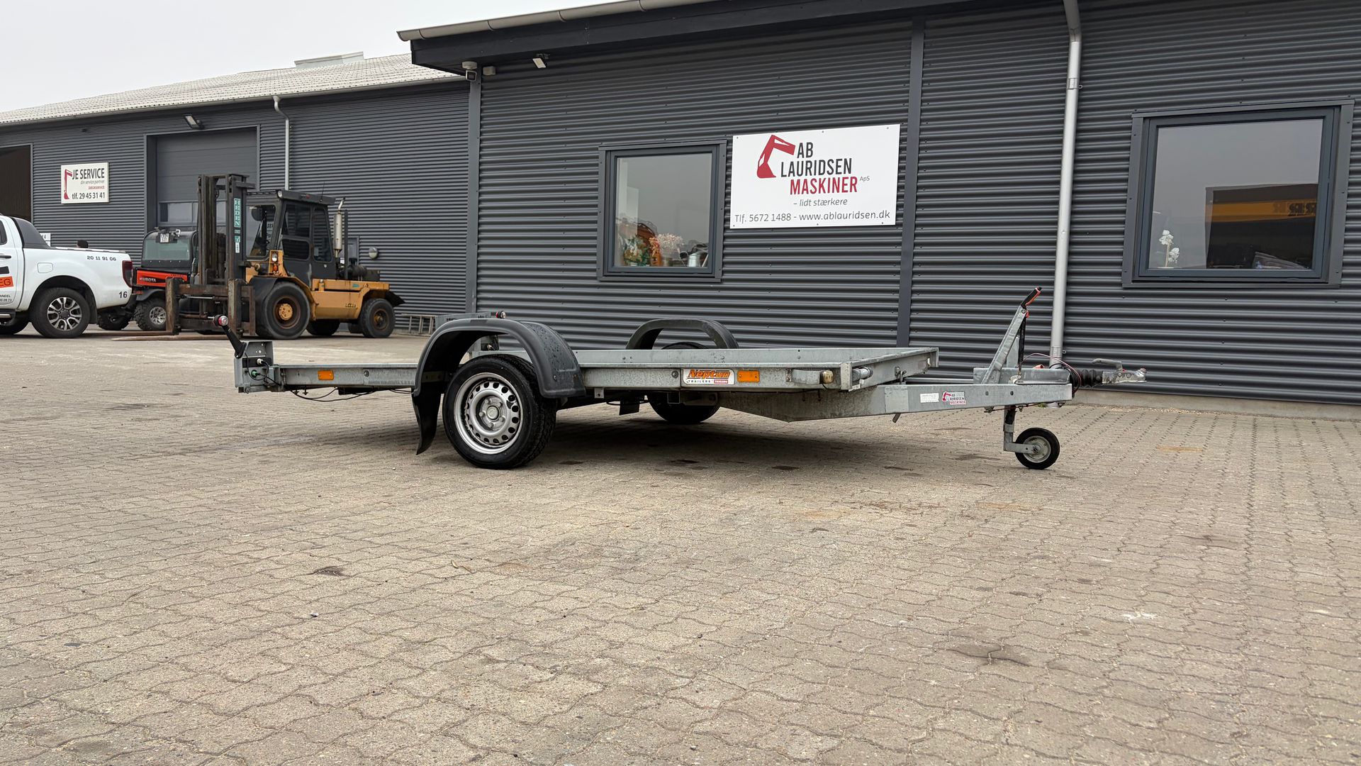 Neptun Multi Neptun Multi 305 Universaltrailer med tip - 1000 kg