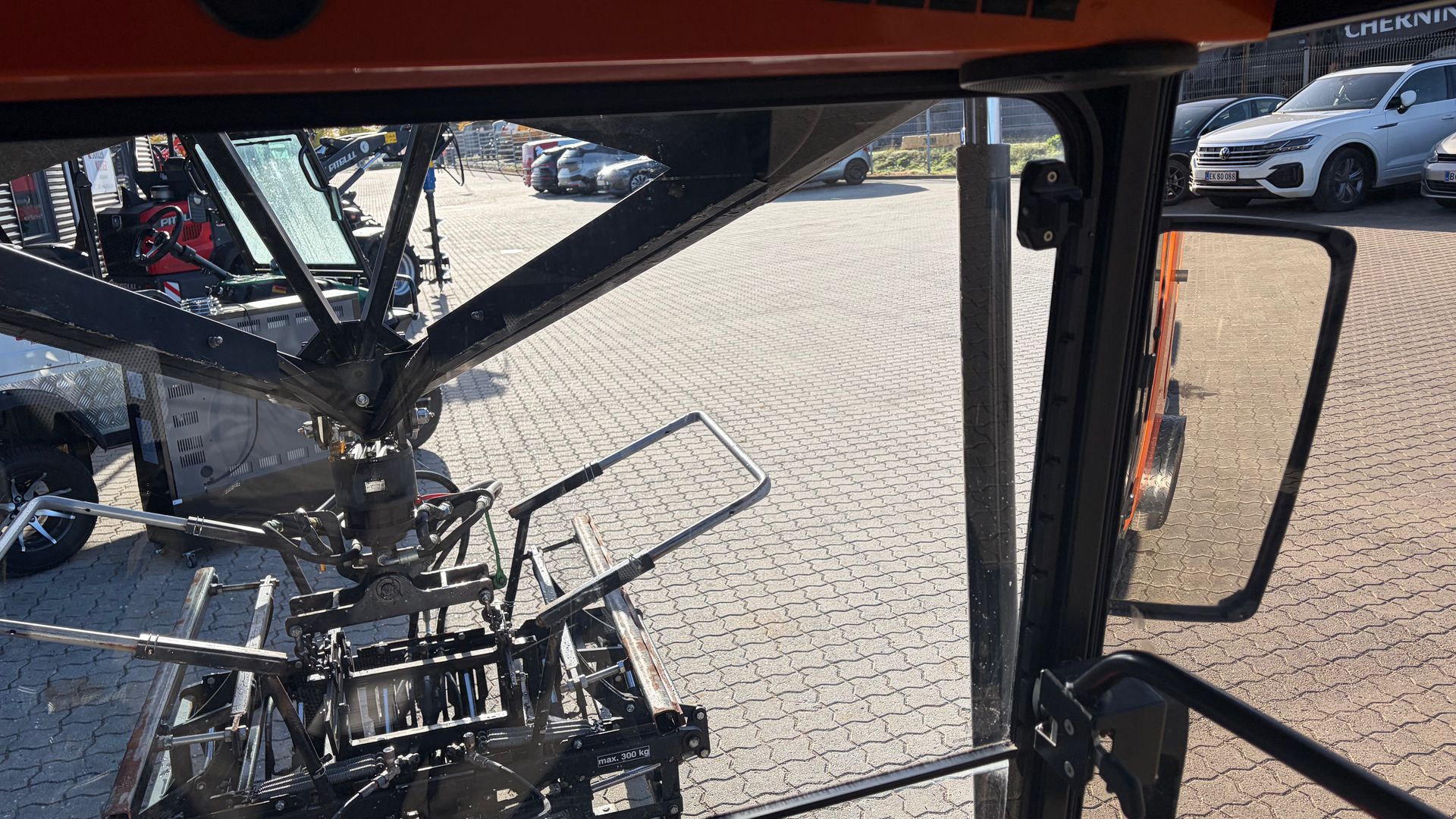 Optimas PaveJet S19 Fliselægningsmaskine med hydrauliske brolægningsgreb (stentang)