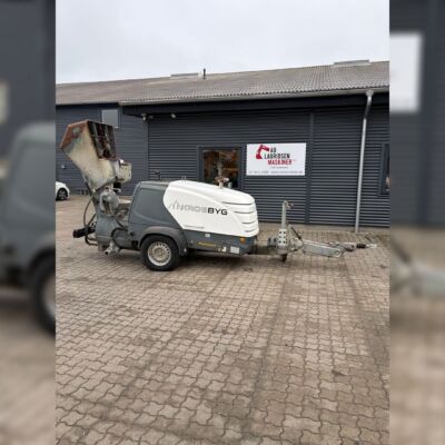 Putzmeister M740 DHBS Slidlagspumpe – (Topmodel med skovl, slanger, & treben)