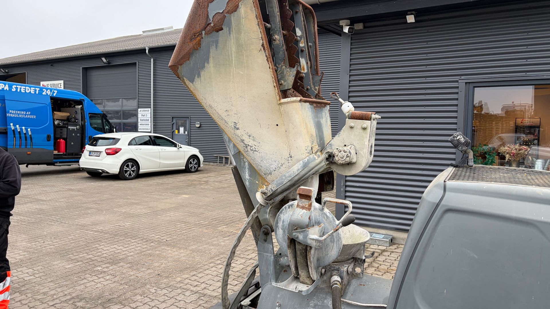 Putzmeister M740 DHBS Slidlagspumpe - (Topmodel med skovl og treben) + ca. 100 m slange