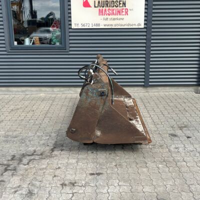 – – – 190 cm 4i1 skovl med volvo l30 fæste