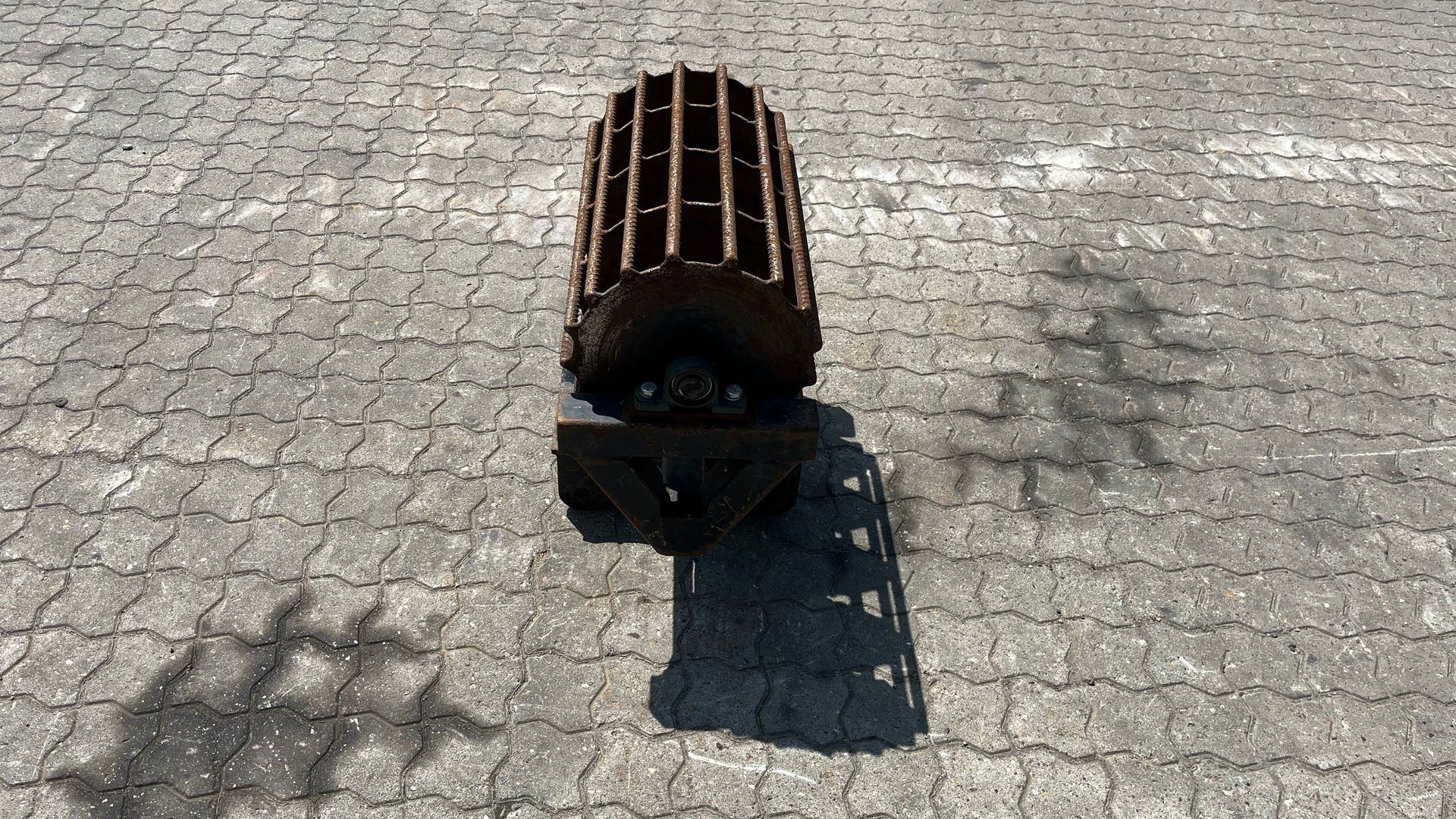 - - - Kompaktor/tråd pak valse tromle til minigraver