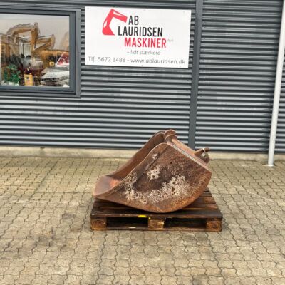 – – – 60cm graveskovl med beco fæste