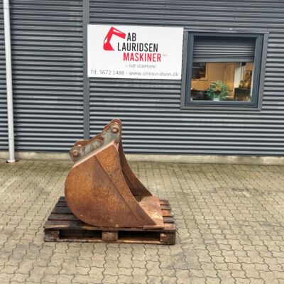 – – – 80cm graveskovl med s50 fæste