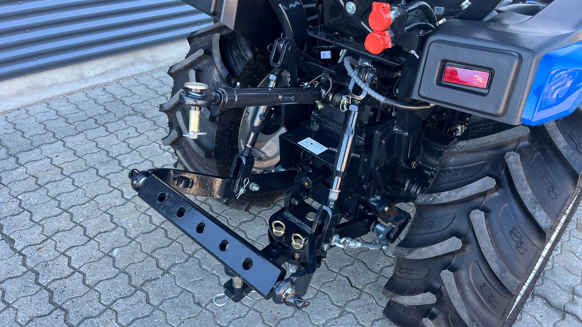 Solis S26 Shuttle XL Fabriksny 26hk 4WD traktor med vendegear