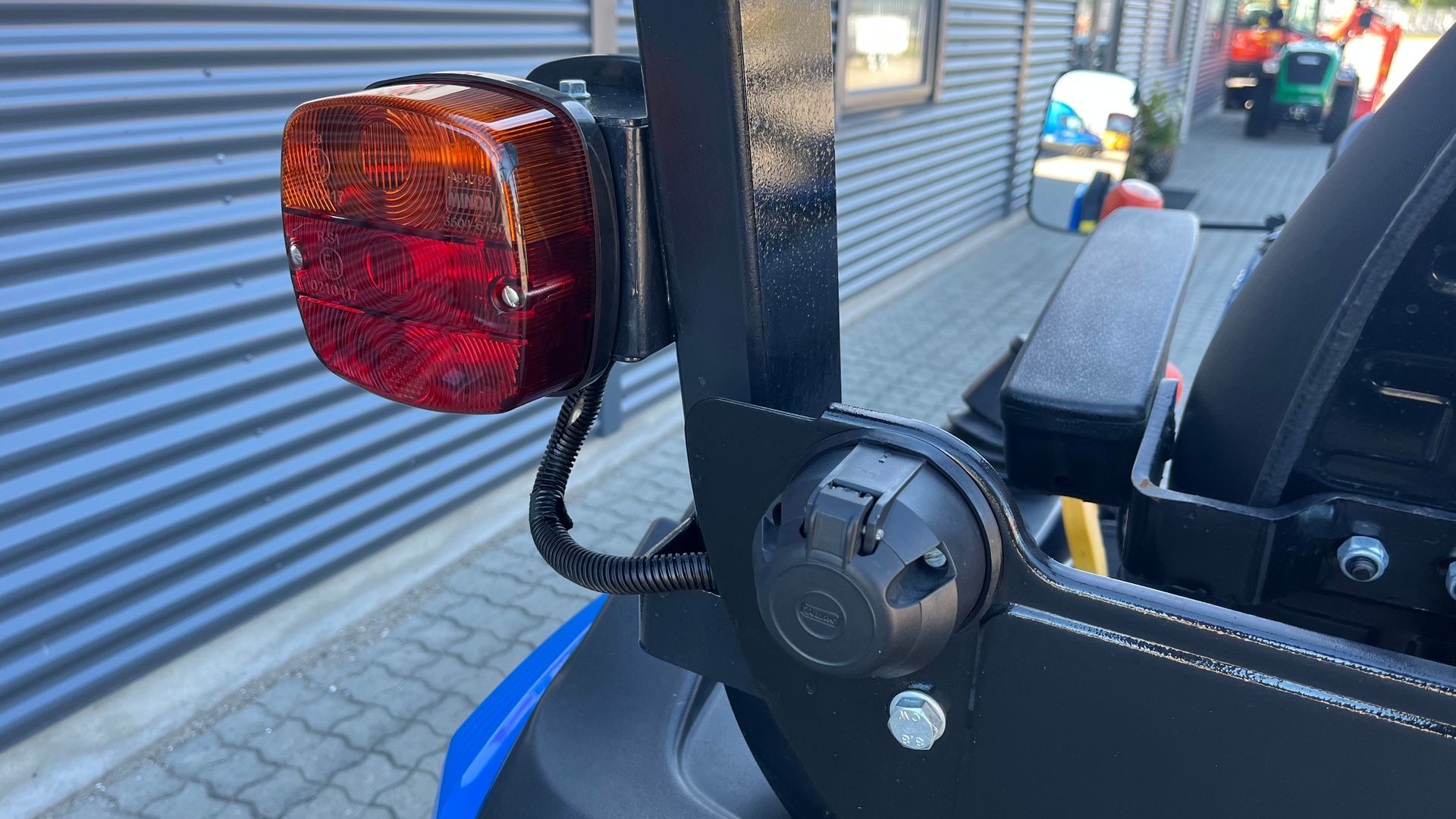 Solis S26 Shuttle XL Fabriksny 26hk 4WD traktor med vendegear