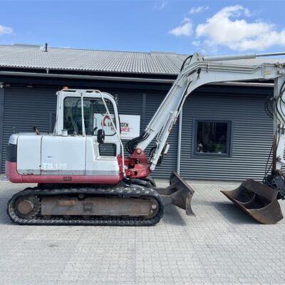 Takeuchi TB175 Kipbar Planerskovl