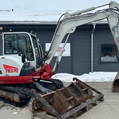Takeuchi TB370