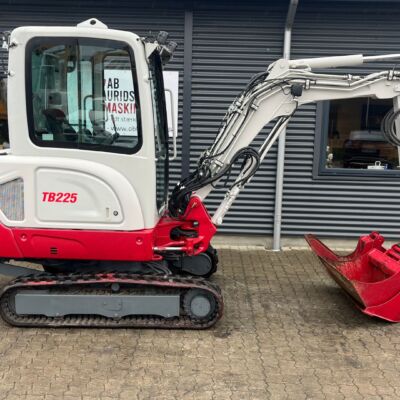 Takeuchi TB225 Hydraulisk Tiltfæste, centralsmørring +3 skovle