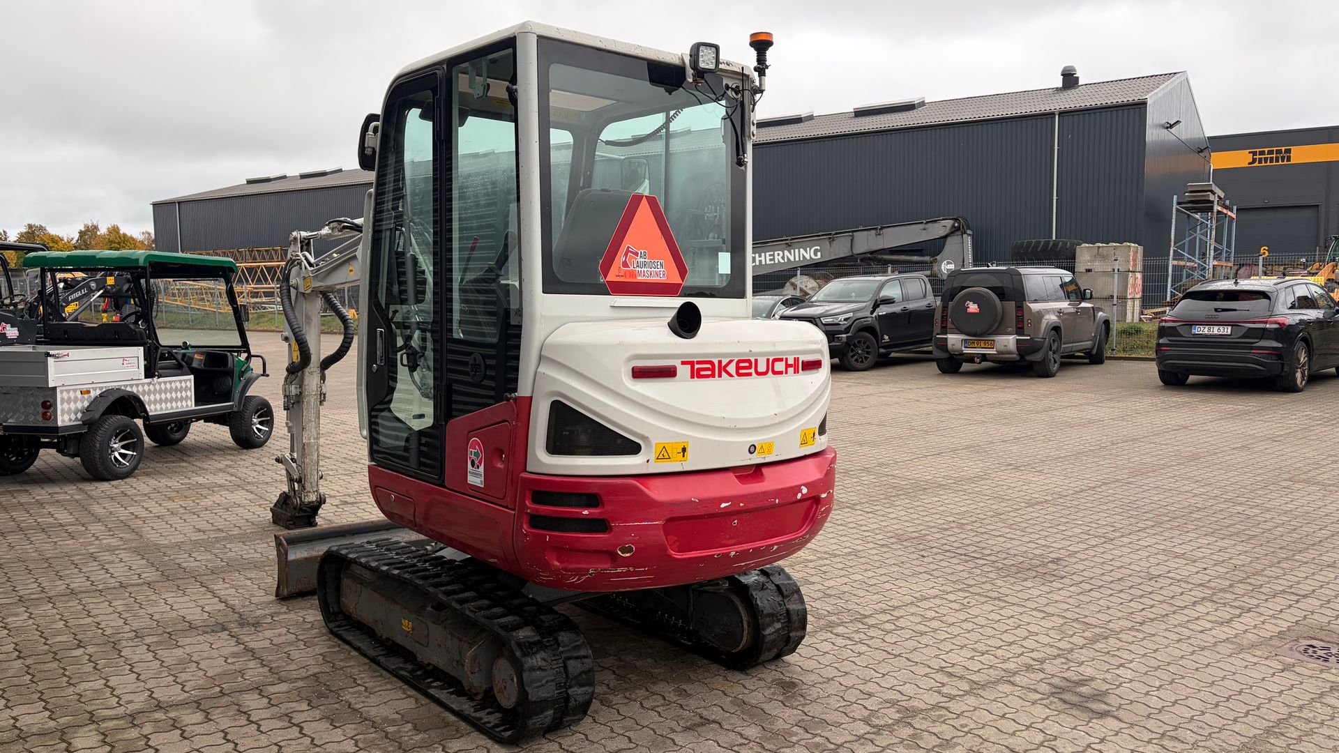 Takeuchi TB230 S40 skifte