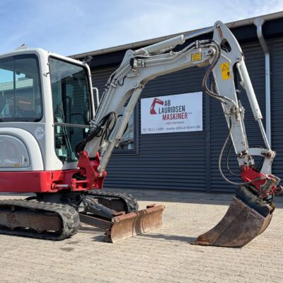 Takeuchi TB225  Velholdt Takeuchi TB225 m/ Tiltman S40 (2018) – Kun 2.310 timer