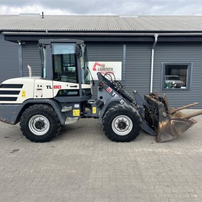 Terex TL80 4i1 Skovl Og Pallegafler