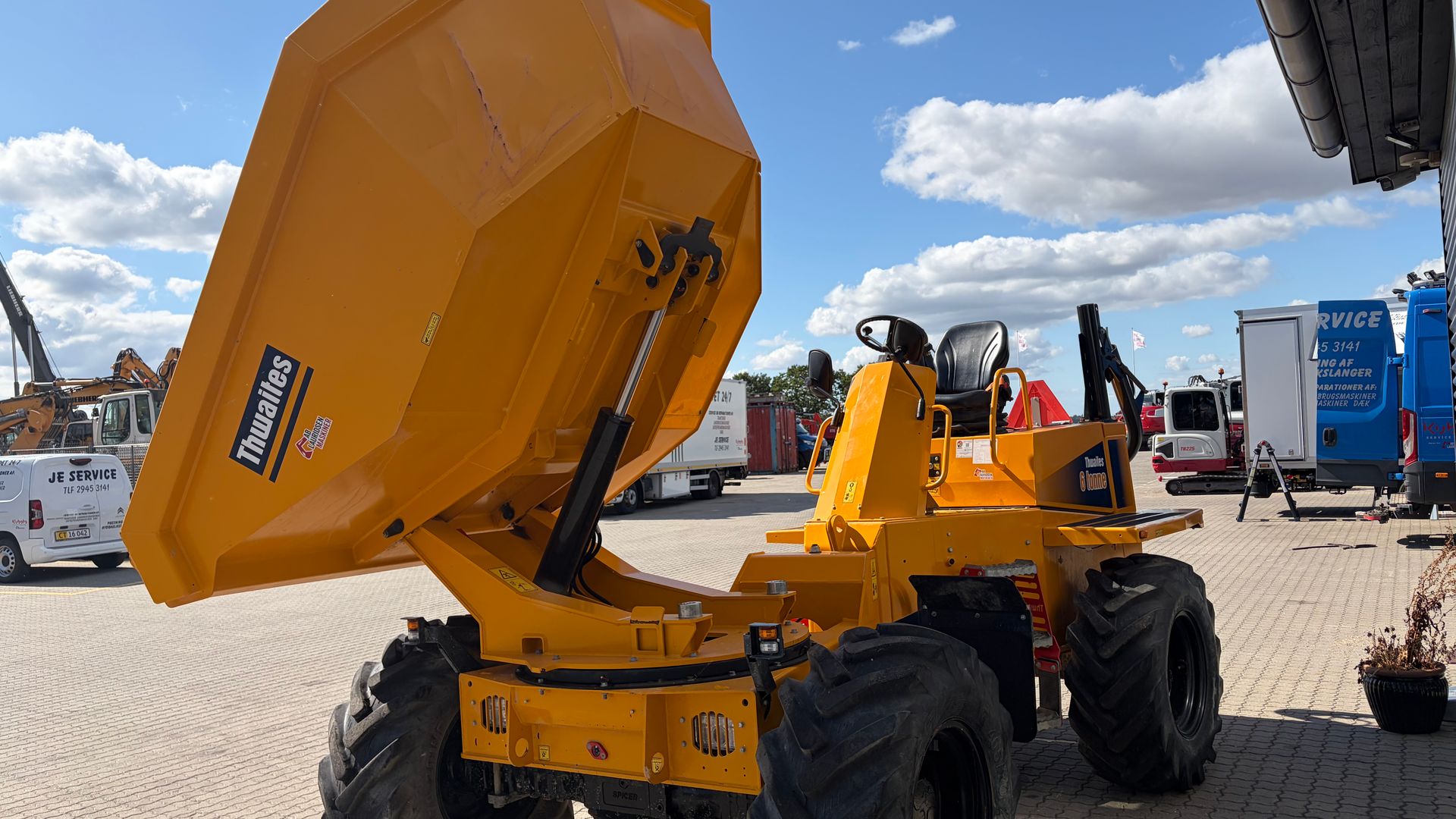 Thwaites MaCH2262 6 tons dumper