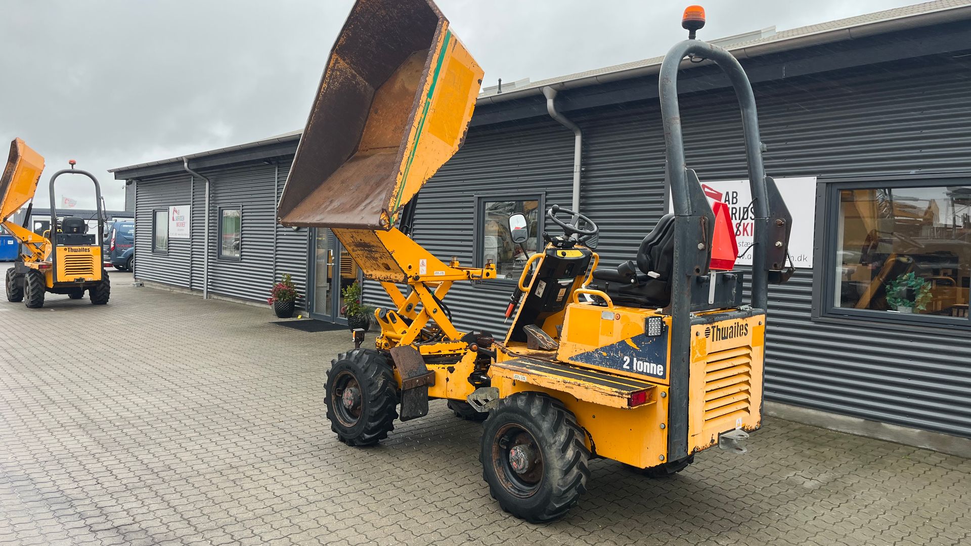 Thwaites 2 tons 2tons dumper med højtip og sving