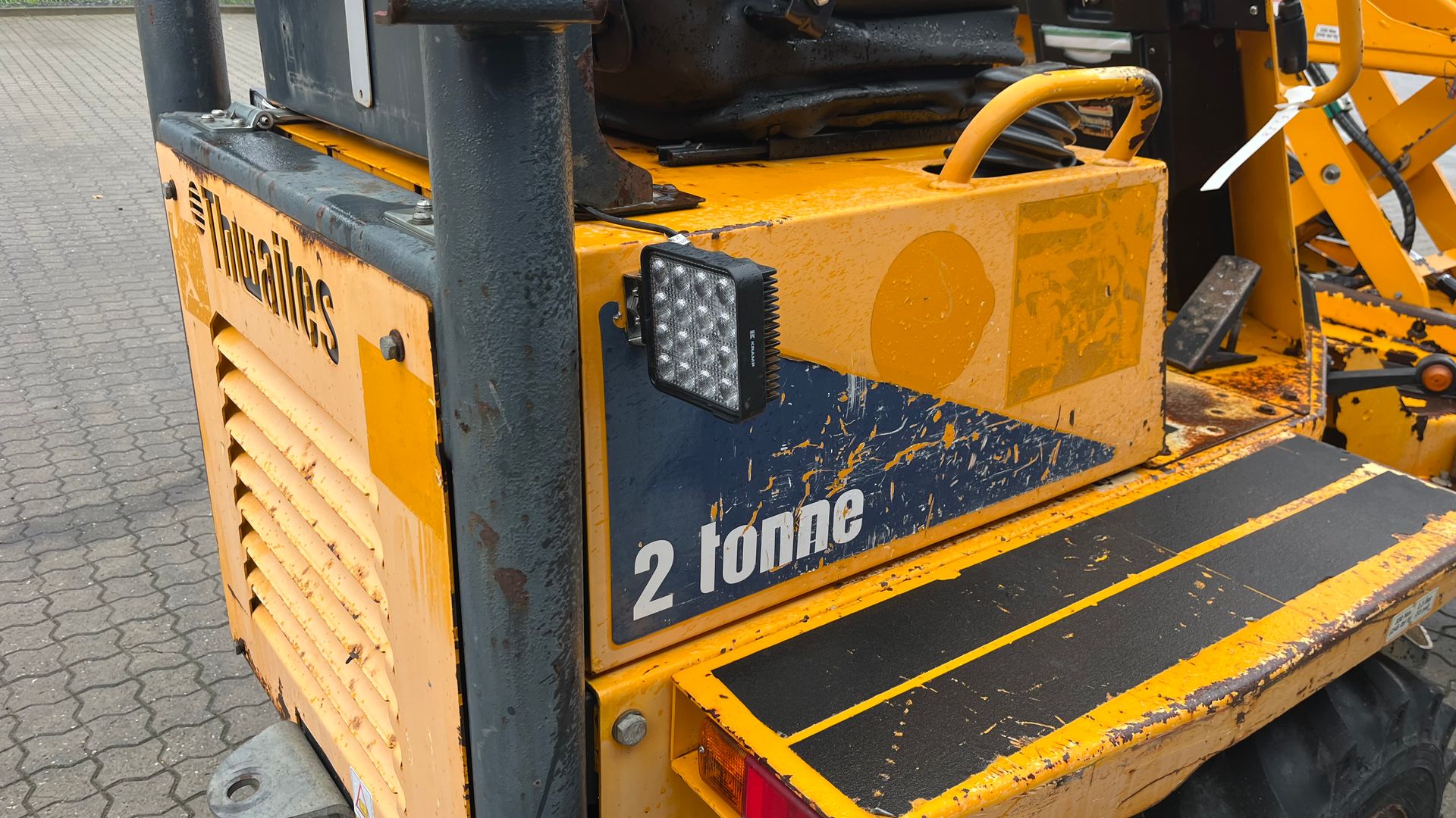 Thwaites 2 tons 2tons dumper med højtip og sving