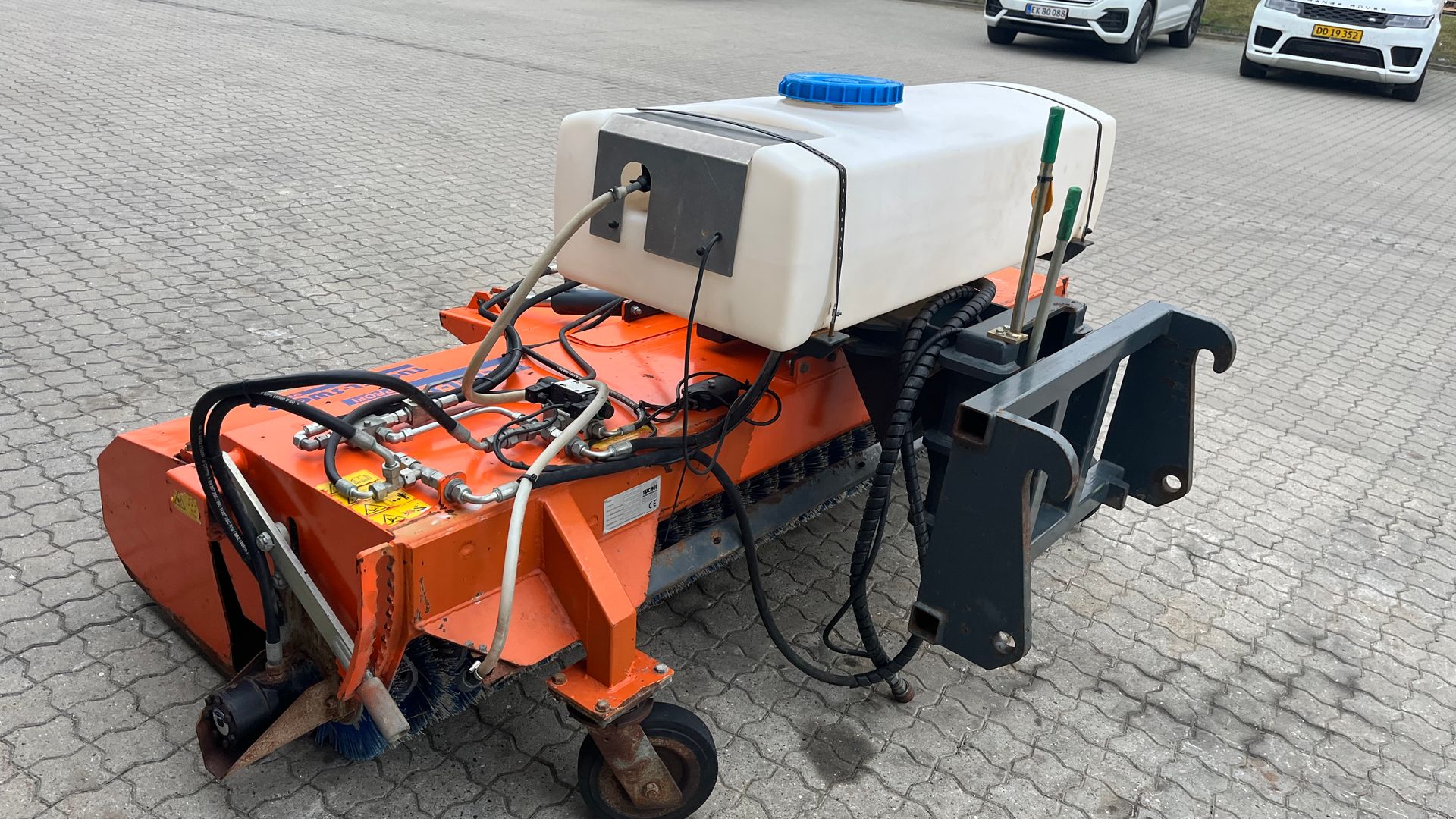 Tuchel profi 600 - 230 Med opsamler og vand anlæg.