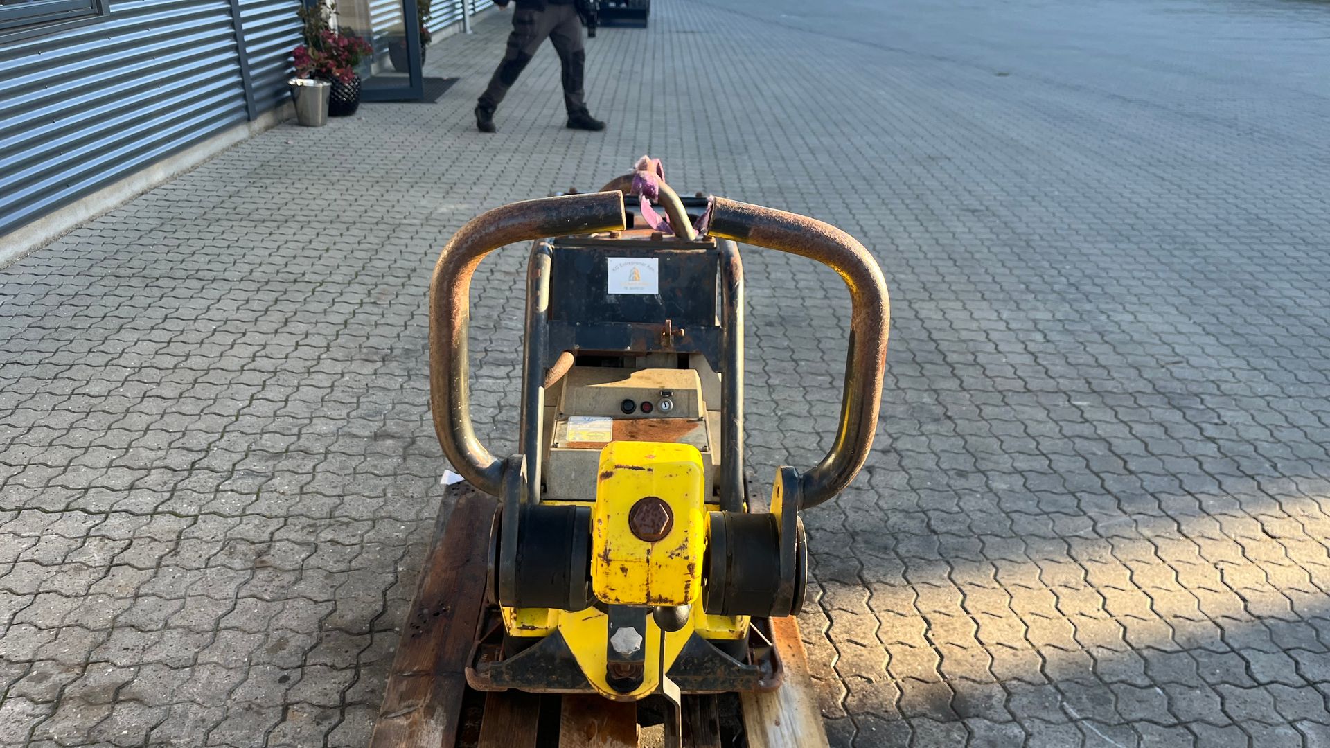 Wacker DPU5045H 400kg frem/bak Diesel plade med elsart