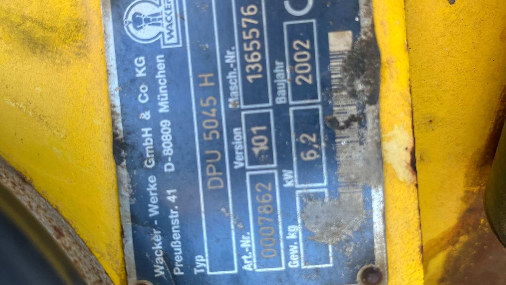 Wacker DPU5045H 400kg frem/bak Diesel plade med elsart