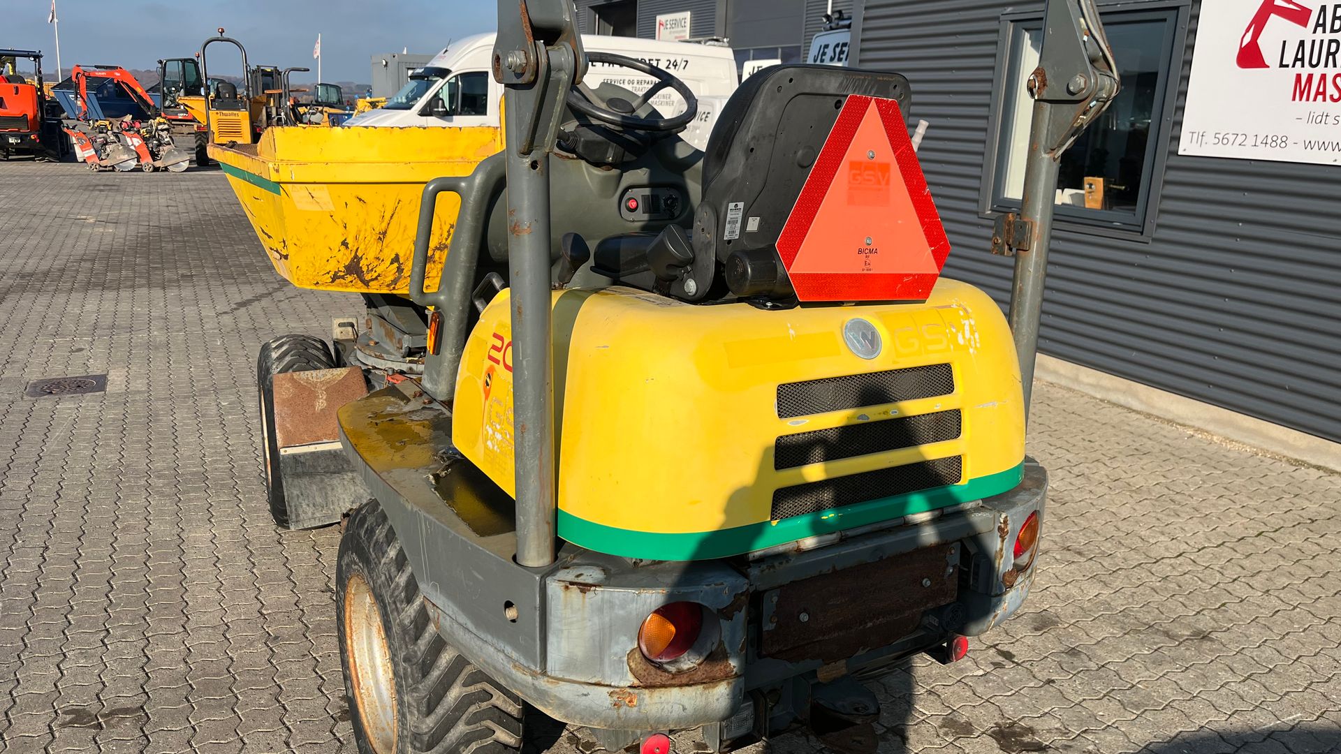 Wacker Neuson 2001hs 2tons dumper med højtip og sving