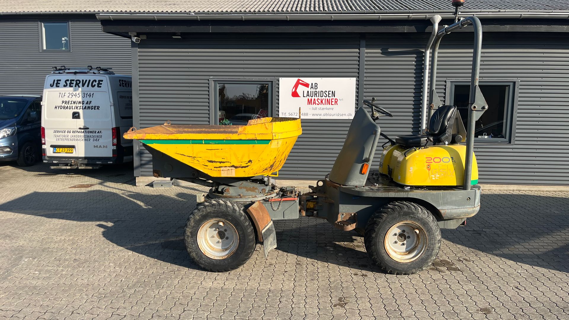 Wacker Neuson 2001hs 2tons dumper med højtip og sving