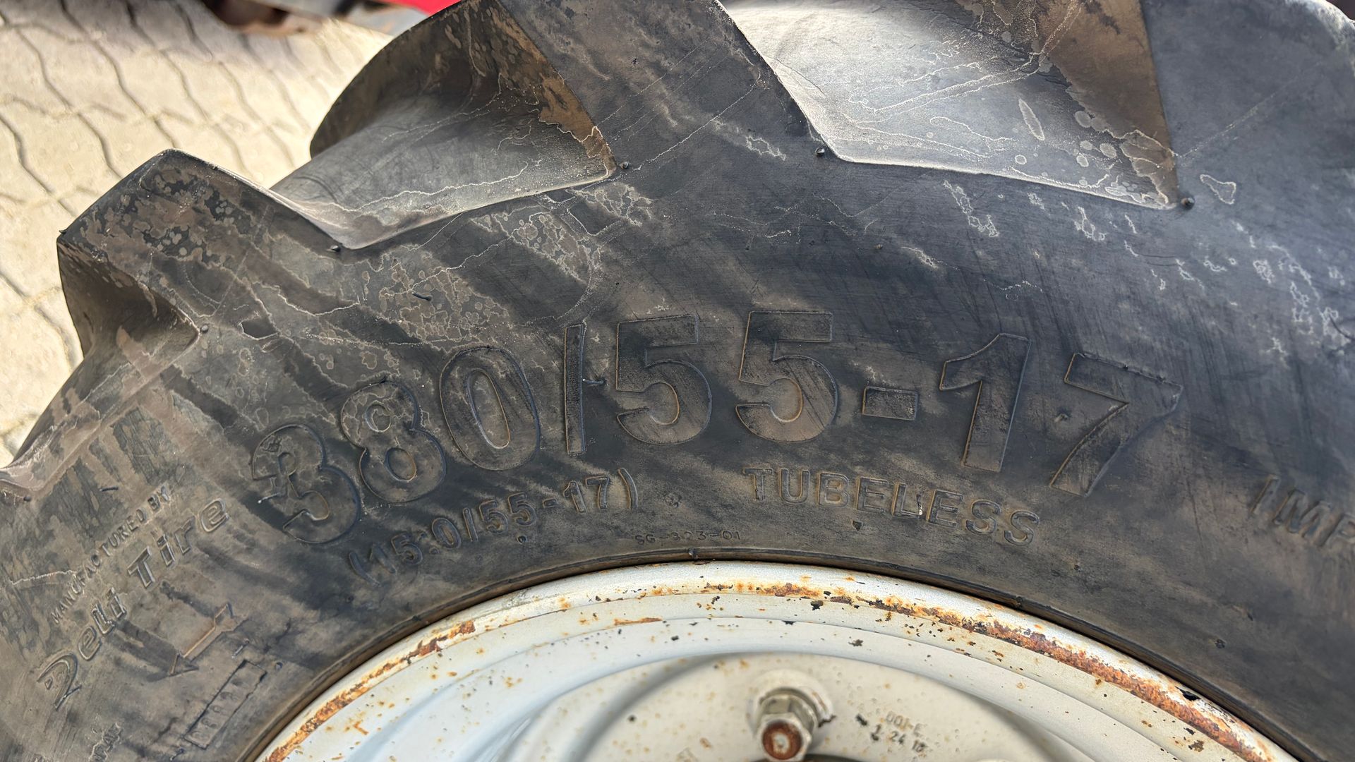 Weidemann 2080 RL40 med skovl og gafler