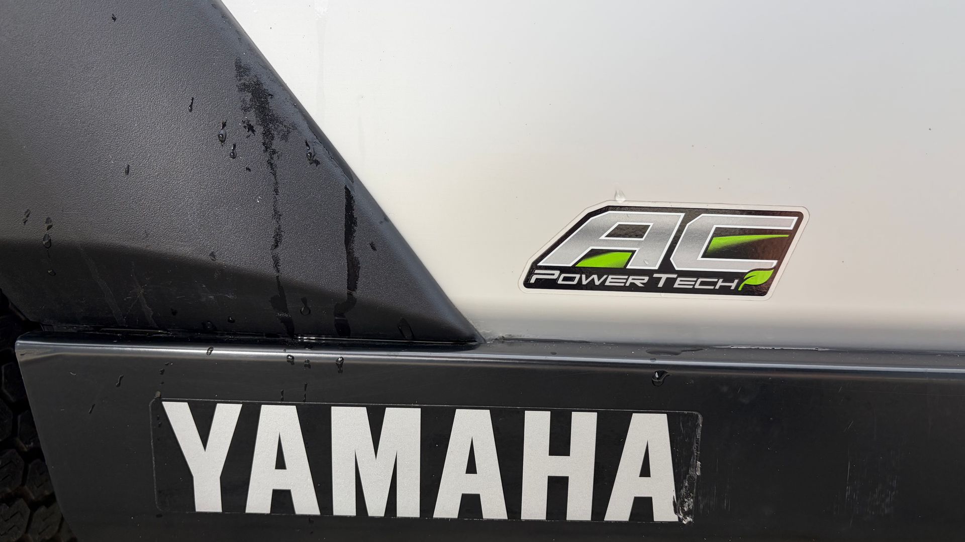 Yamaha YUM2E23 Robust og lydløs EL arbejdsvogn til professionelle opgaver